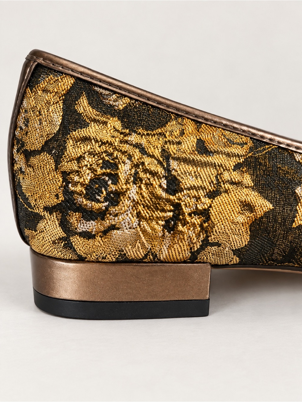 Anne Klein Gold Brocade Floral Ballet Flats 7.5M New - Picture 3 of 6